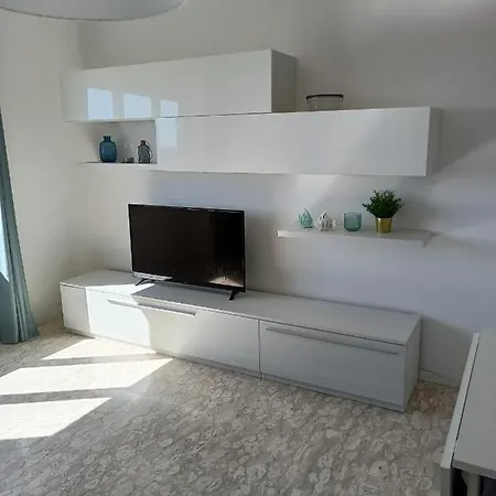 Apartamento Mare Calmo Con Parcheggio